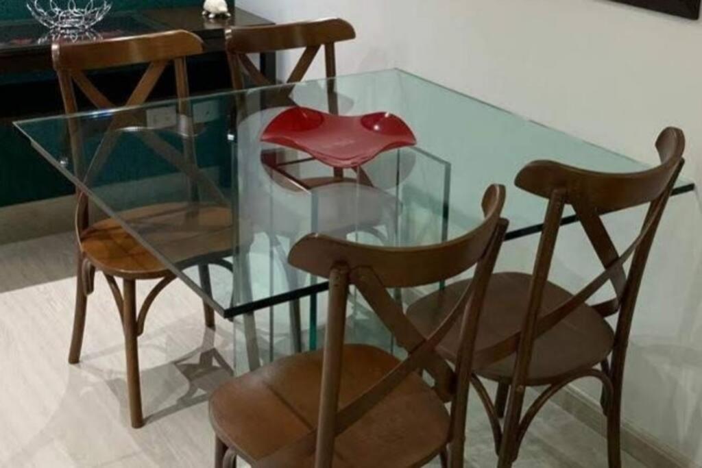 Apartment No Cabral Em Curitiba, Com 3 Quartos Sendo Um Closed, E 2 Garagens *